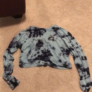 Blue tie dye long sleeve crop top
